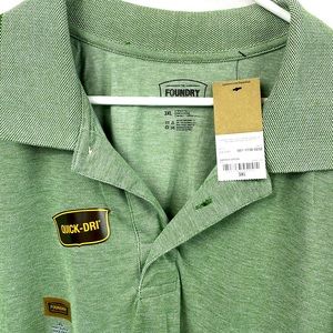 Men’s XXL Foundry’s quick dry short sleeve shirt Garden green in color Quick dry